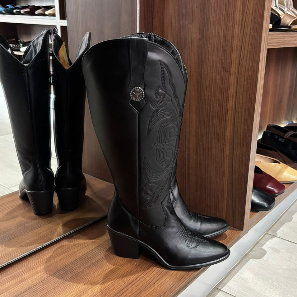 Bota vaquera bordada A076