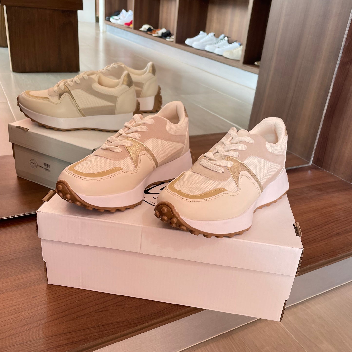 Tenis 910
